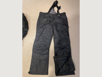 Image 1 of 4