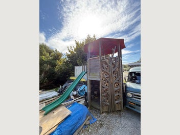 Image 1 of 5