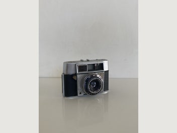 Image 1 of 7