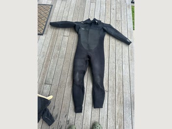 Image 1 of 5