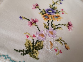 Image 1 of 7