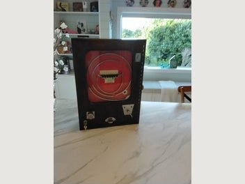 Image 1 of 1
