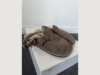 Image 1 of 5