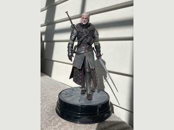 Image 1 of 6