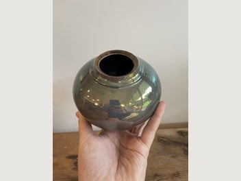 Image 1 of 7