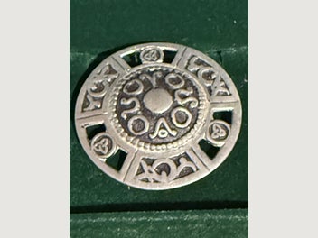 Image 1 of 3