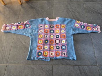Image 1 of 4