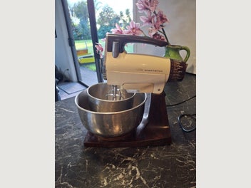 Image 1 of 4