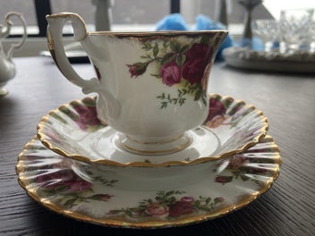 Image 1 of 4