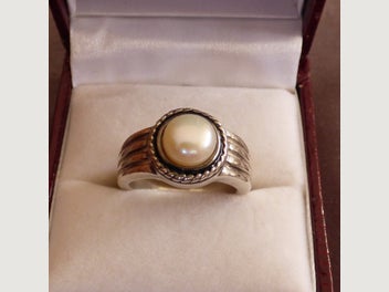 Image 1 of 5