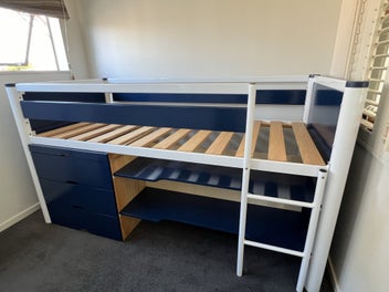 Image 1 of 6