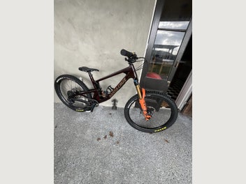 Image 1 of 5