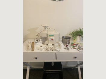 Image 1 of 5