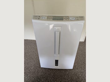 Image 1 of 8