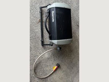 Image 1 of 3
