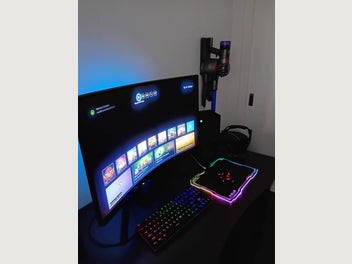 Image 1 of 7