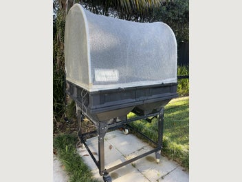 Image 1 of 6