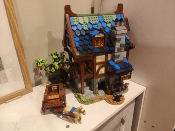 Image 1 of 8
