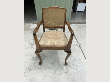 Image 1 of 7