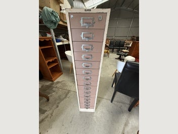 Image 1 of 7