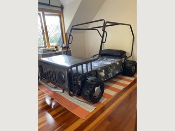 Image 1 of 6