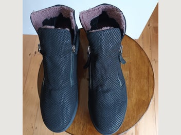 Image 1 of 6