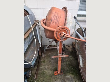 Image 1 of 1