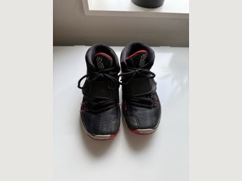 Image 1 of 6