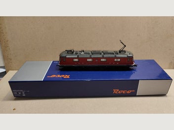 Image 1 of 7