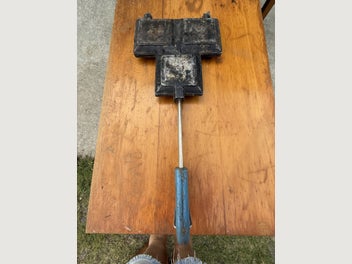 Image 1 of 6