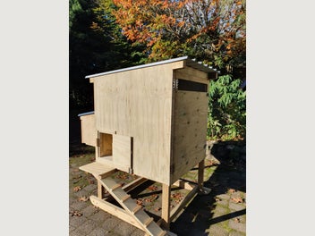 Image 1 of 8