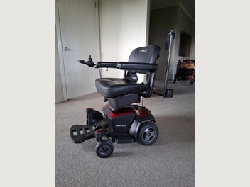 Image 1 of 6