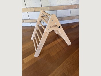 Image 1 of 7