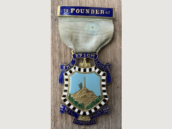 Image 1 of 5