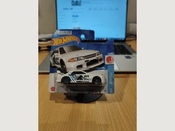 Image 1 of 1