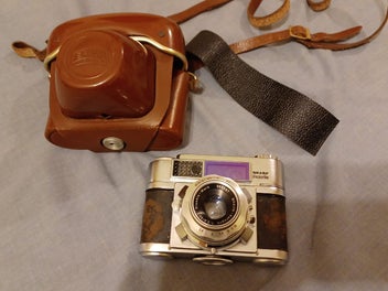 Image 1 of 7