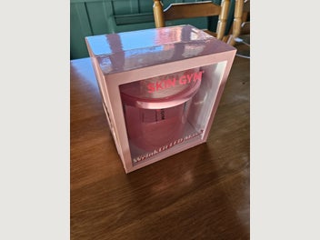 Image 1 of 4
