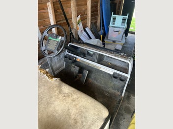 Image 1 of 7