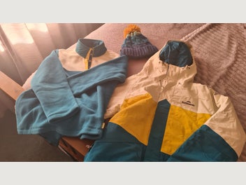 Image 1 of 4
