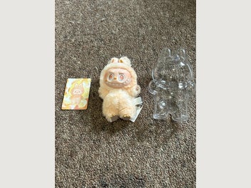 Image 1 of 7