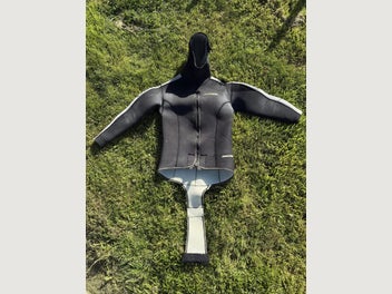 Image 1 of 7