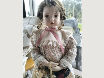 Image 1 of 8