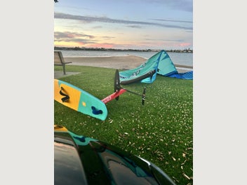 Image 1 of 7