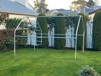 Image 1 of 7