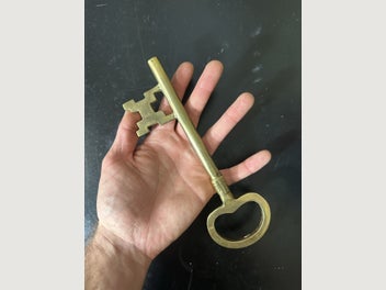 Image 1 of 7