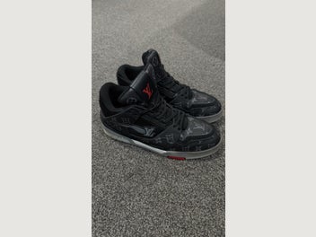 Image 1 of 7