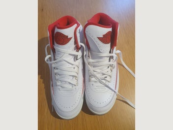 Image 1 of 7