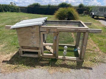 Image 1 of 7
