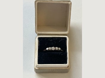 Image 1 of 4