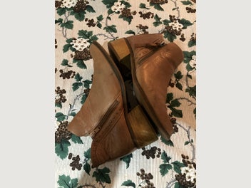 Image 1 of 10